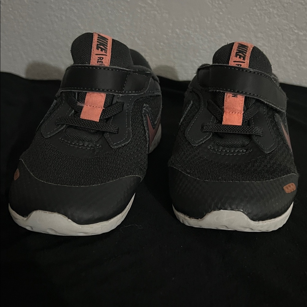 Nike Kids Black and Coral Sneakers